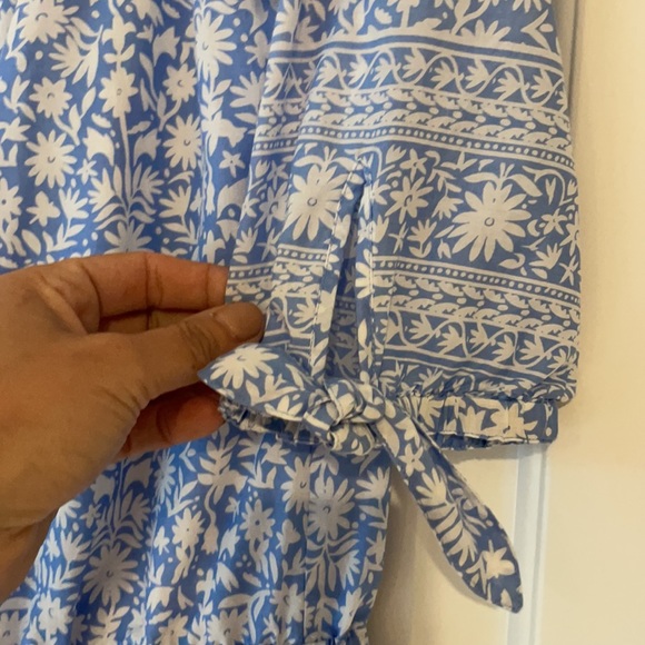 NWT vineyard vines romper. - Picture 3 of 4